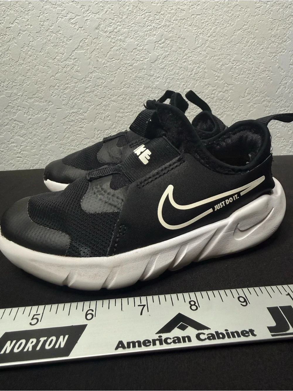 Nike Kids' Black/White Slip-On Athletic Shoes - 'Just Do It.' Size 11c